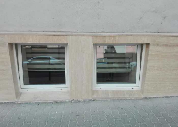 Pozsonyifirst Privat Rooms Margit Bridge